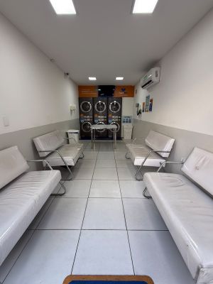 Fast Lav Lavanderia Self-Service 24h Candeias foto 5