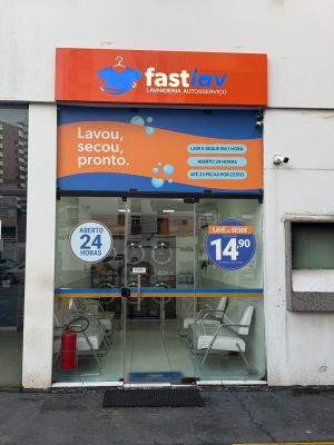Fast Lav Lavanderia Self-Service 24h Candeias foto 1